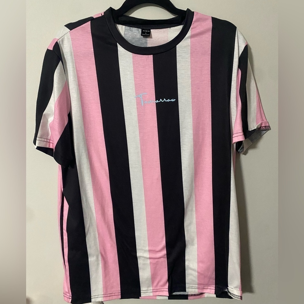 MENS Shein Pink & black & white striped tshirt